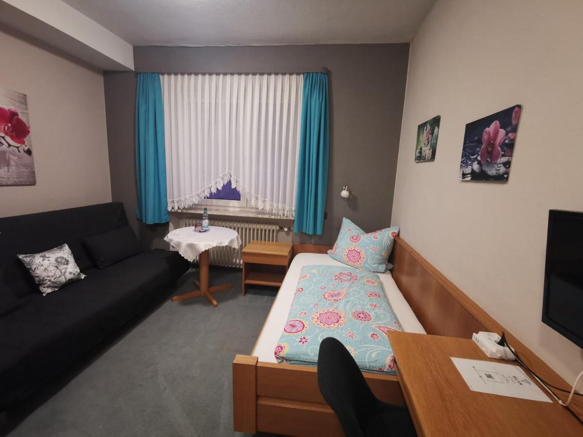 Haus Am Kurpark Hotel Garni 바트스테벤 외부 사진